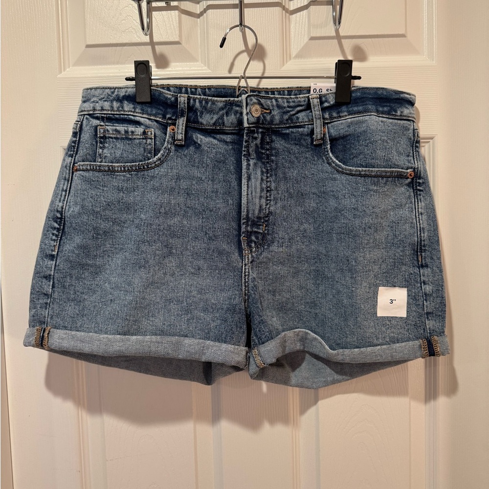 Old Navy Classic Blue Denim Women's Shorts, size 16